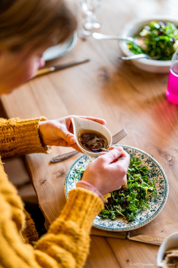 Cuisine des plantes et fleurs aromatiques