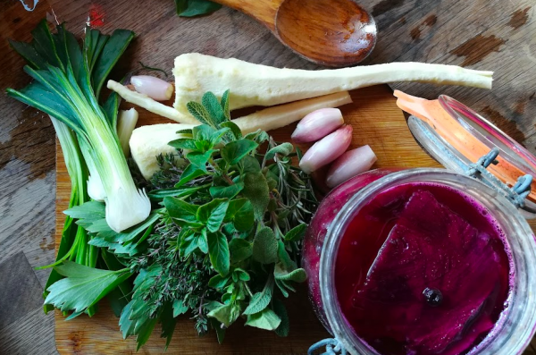 Cuisine des plantes et fleurs aromatiques